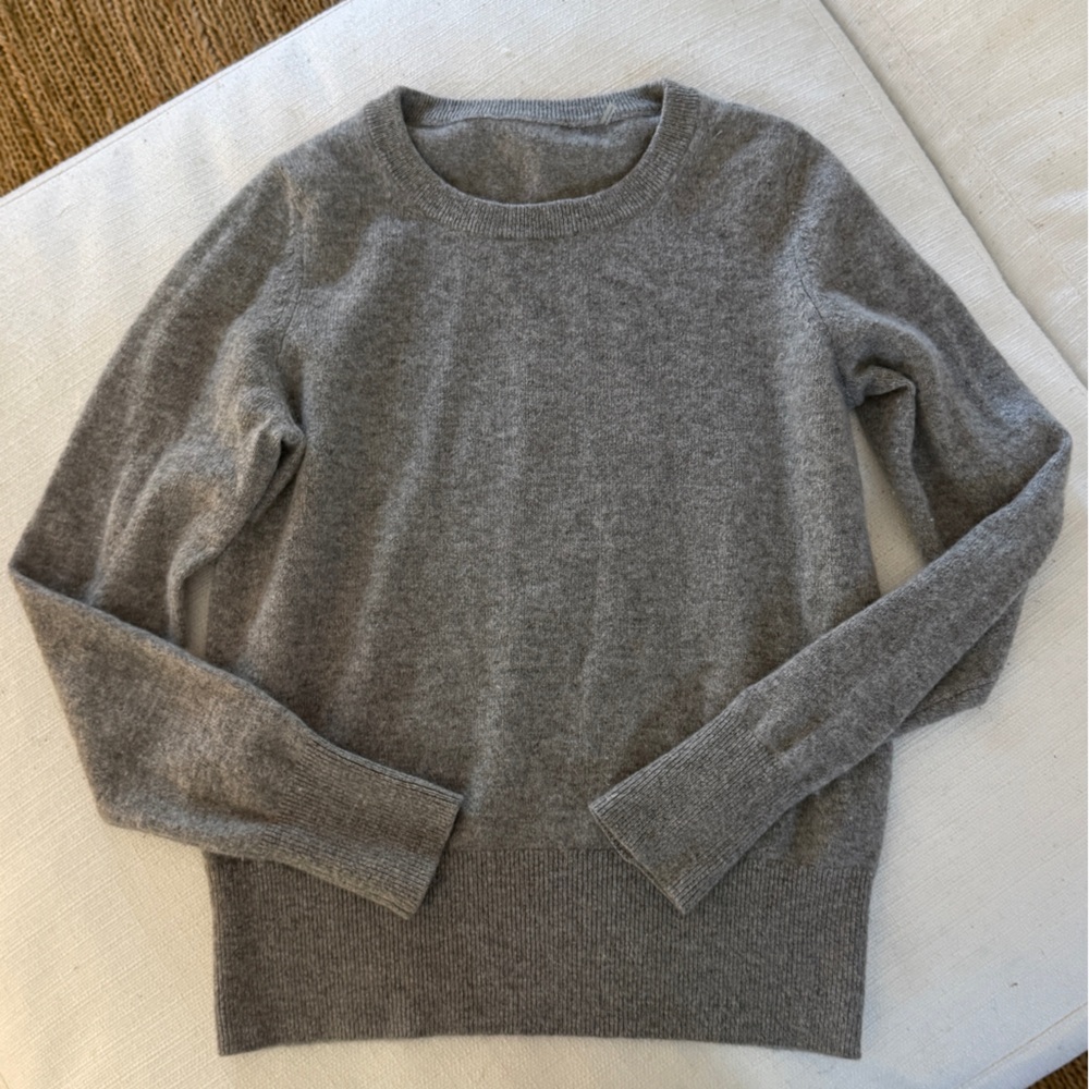 White + Warren Gray Crewneck Cashmere Sweater